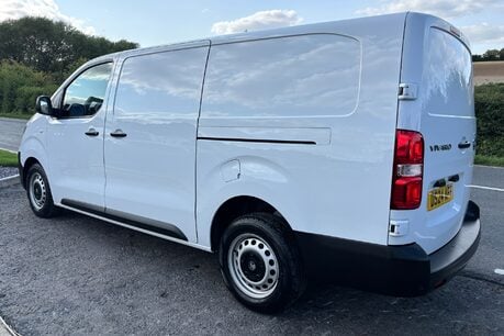 Vauxhall Vivaro L2H1 145 ps F3100 Prime 6