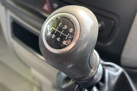 Mercedes-Benz Sprinter 313 Cdi Mwb Hr Panel Van - 180 Degree Barn Doors 39