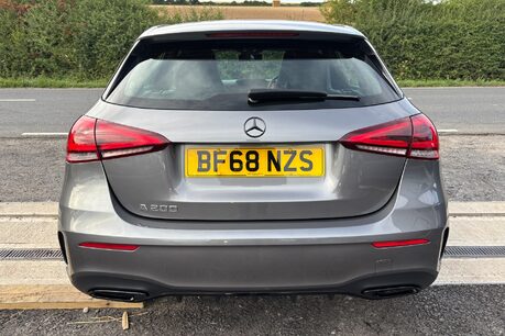 Mercedes-Benz A Class A 200 AMG Line 11
