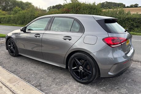 Mercedes-Benz A Class A 200 AMG Line 6