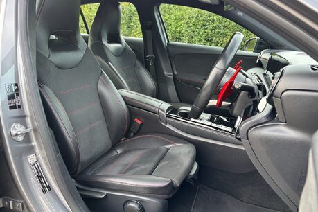 Mercedes-Benz A Class A 200 AMG Line 29