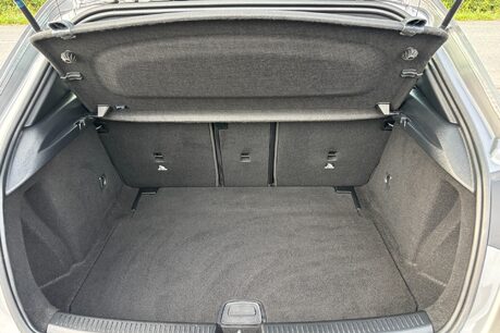 Mercedes-Benz A Class A 200 AMG Line 12