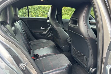 Mercedes-Benz A Class A 200 AMG Line 17