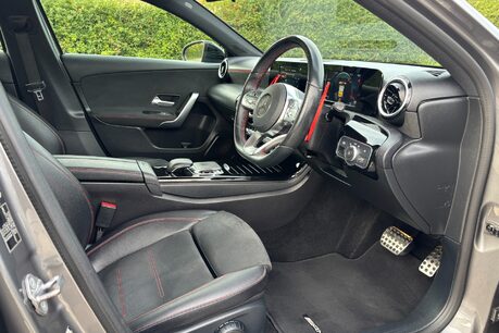Mercedes-Benz A Class A 200 AMG Line 16