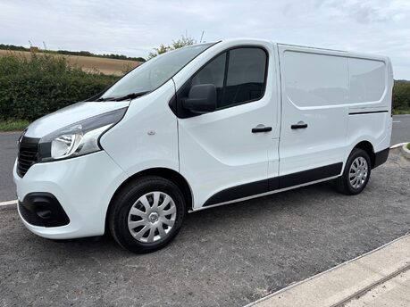Renault Trafic SL29 Business Plus Energy 125 ps dCi - Sat Nav / Camera / Twin Side Doors