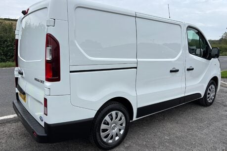 Renault Trafic SL29 Business Plus Energy 125 ps dCi - Sat Nav / Camera / Twin Side Doors 3
