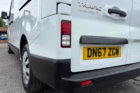 Renault Trafic SL29 Business Plus Energy 125 ps dCi - Sat Nav / Camera / Twin Side Doors 30