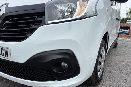 Renault Trafic SL29 Business Plus Energy 125 ps dCi - Sat Nav / Camera / Twin Side Doors 28