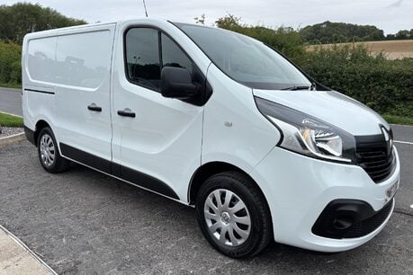 Renault Trafic SL29 Business Plus Energy 125 ps dCi - Sat Nav / Camera / Twin Side Doors 5