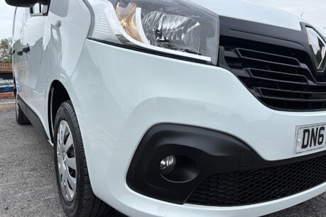Renault Trafic SL29 Business Plus Energy 125 ps dCi - Sat Nav / Camera / Twin Side Doors 29