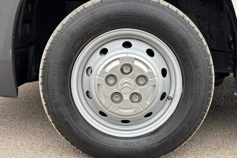 Citroen Relay 35 L3 130 ps Crew Cab Dropside Truck - Air Con 28