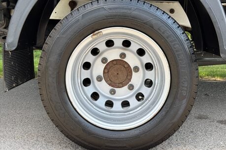 Ford Transit 350 Drw L4 130 ps Single Cab Dropside - Tow Axle 32
