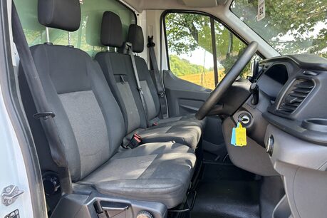Ford Transit 350 Drw L4 130 ps Luton with Tail Lift - Trade Sale / PX to Clear 26