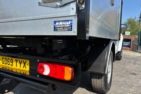 Isuzu D-Max Single Cab 1.9 TD Arbor Tipper with Toolbox - Air Con 24