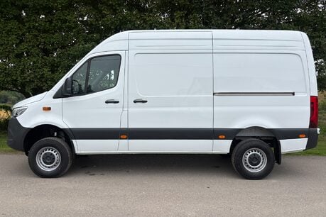 Mercedes-Benz Sprinter 319 Cdi Pro L2 H2 4x4 9g-Tronic Panel Van 8