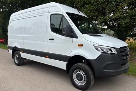Mercedes-Benz Sprinter 319 Cdi Pro L2 H2 4x4 9g-Tronic Panel Van 5