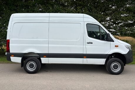 Mercedes-Benz Sprinter 319 Cdi Pro L2 H2 4x4 9g-Tronic Panel Van 11