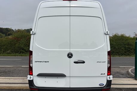 Mercedes-Benz Sprinter 319 Cdi Pro L2 H2 4x4 9g-Tronic Panel Van 13