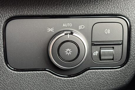 Mercedes-Benz Sprinter 319 Cdi Pro L2 H2 4x4 9g-Tronic Panel Van 42