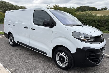 Vauxhall Vivaro L2H1 145 ps F3100 Prime 5