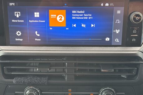 Vauxhall Vivaro L2H1 145 ps F3100 Prime 32