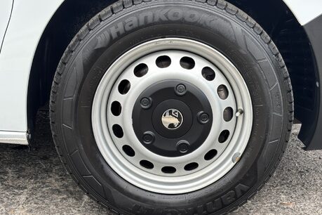 Vauxhall Vivaro L2H1 145 ps F3100 Prime 39