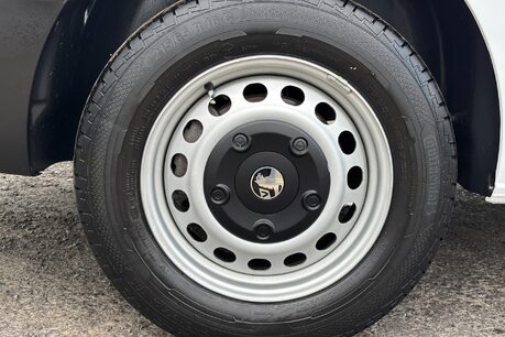 Vauxhall Vivaro L2H1 145 ps F3100 Prime 38