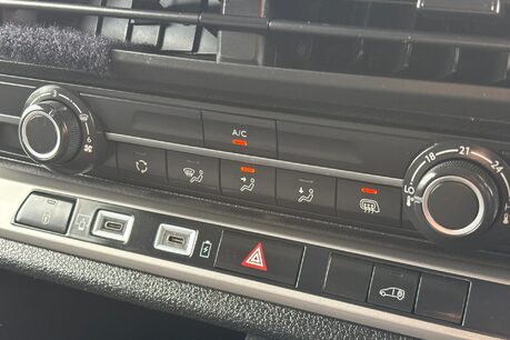 Vauxhall Vivaro L2H1 145 ps F3100 Prime 22