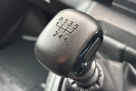 Vauxhall Vivaro L2H1 145 ps F3100 Prime 45