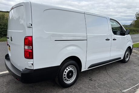 Vauxhall Vivaro L2H1 145 ps F3100 Prime 3