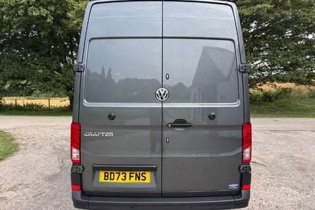 Volkswagen Crafter CR35 L3 H2 140 ps Tdi DSG Trendline Panel Van 13