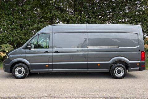 Volkswagen Crafter CR35 L3 H2 140 ps Tdi DSG Trendline Panel Van 7