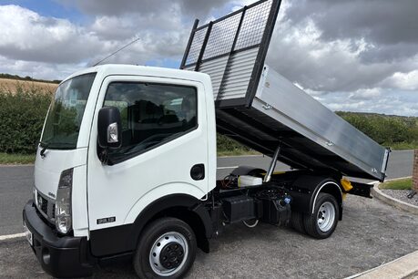 Nissan NT400 Cabstar dCi 35.13 Tipper - New Alloy Body 1