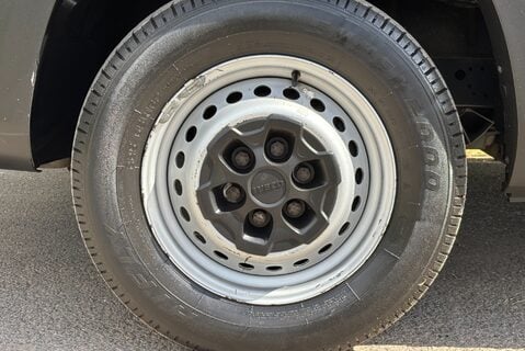 Iveco Daily 35S16H Automatic Dropside Truck with Tail Lift 27