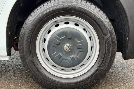 Vauxhall Movano F3500 L3H1 Crew Cab Dropside with Air Con - Direct from the MOD 31