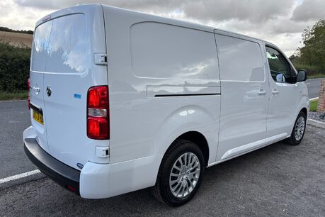 Vauxhall Vivaro L2H1 F3100 145 ps Pro Panel Van - Sat Nav / Rear Camera 3