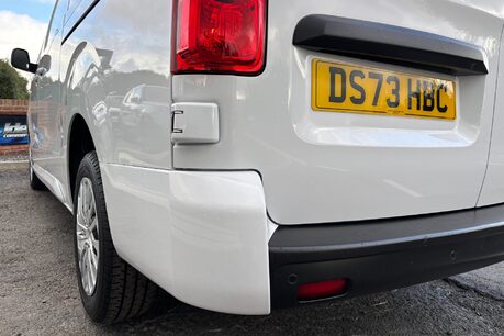 Vauxhall Vivaro L2H1 F3100 145 ps Pro Panel Van - Sat Nav / Rear Camera 30
