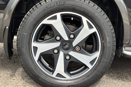 Ford Tourneo Custom 320 Active 185ps Selectshift 8 Seater - Rear Camera / 230v Invertor 39