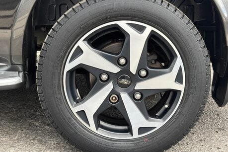 Ford Tourneo Custom 320 Active 185ps Selectshift 8 Seater - Rear Camera / 230v Invertor 40