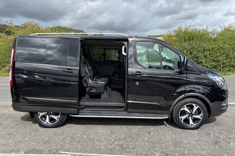 Ford Tourneo Custom 320 Active 185ps Selectshift 8 Seater - Rear Camera / 230v Invertor 11