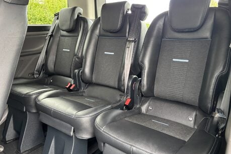 Ford Tourneo Custom 320 Active 185ps Selectshift 8 Seater - Rear Camera / 230v Invertor 19