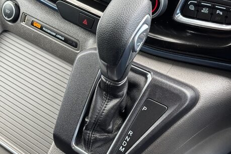 Ford Tourneo Custom 320 Active 185ps Selectshift 8 Seater - Rear Camera / 230v Invertor 47