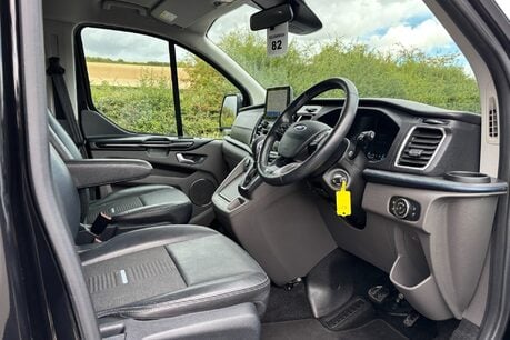 Ford Tourneo Custom 320 Active 185ps Selectshift 8 Seater - Rear Camera / 230v Invertor 20