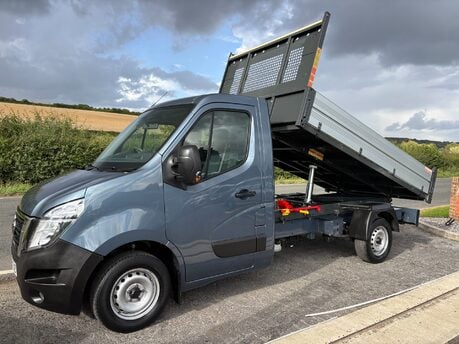 Nissan NV400 135 ps dCi Tekna L2 Tipper
