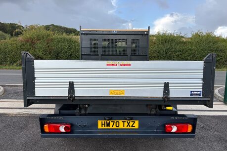 Nissan NV400 135 ps dCi Tekna L2 Tipper 12