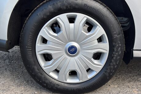 Ford Transit Connect 200 L1 Trend 100 ps Panel Van - Sat Nav/Air Con/Twin Side Doors - Ex NHS 35