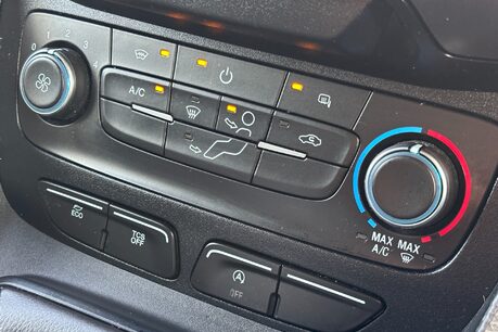 Ford Transit Connect 200 L1 Trend 100 ps Panel Van - Sat Nav/Air Con/Twin Side Doors - Ex NHS 21