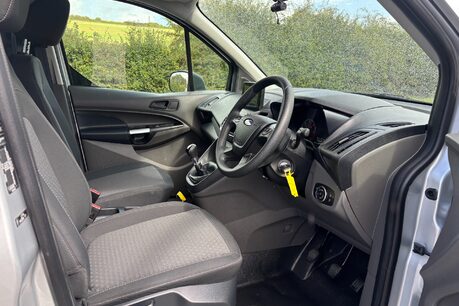 Ford Transit Connect 200 L1 Trend 100 ps Panel Van - Sat Nav/Air Con/Twin Side Doors - Ex NHS 20
