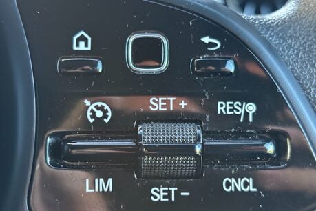 Mercedes-Benz Sprinter 319 Cdi Premium - with In-Built Bed + Diesel Heater 46