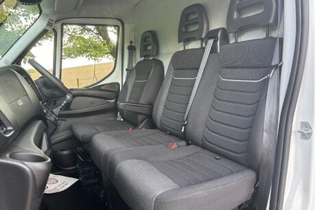 Iveco Daily 35S14 4100 wb Hr Panel Van - Air Con / Sensors / Digital Dash 29